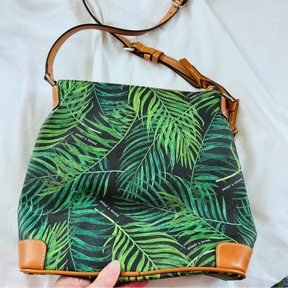 Dooney & Bourke Siesta Palm Leaf Pebble Grain Leather Crossbody Bag Triple Zip - Picture 7 of 11